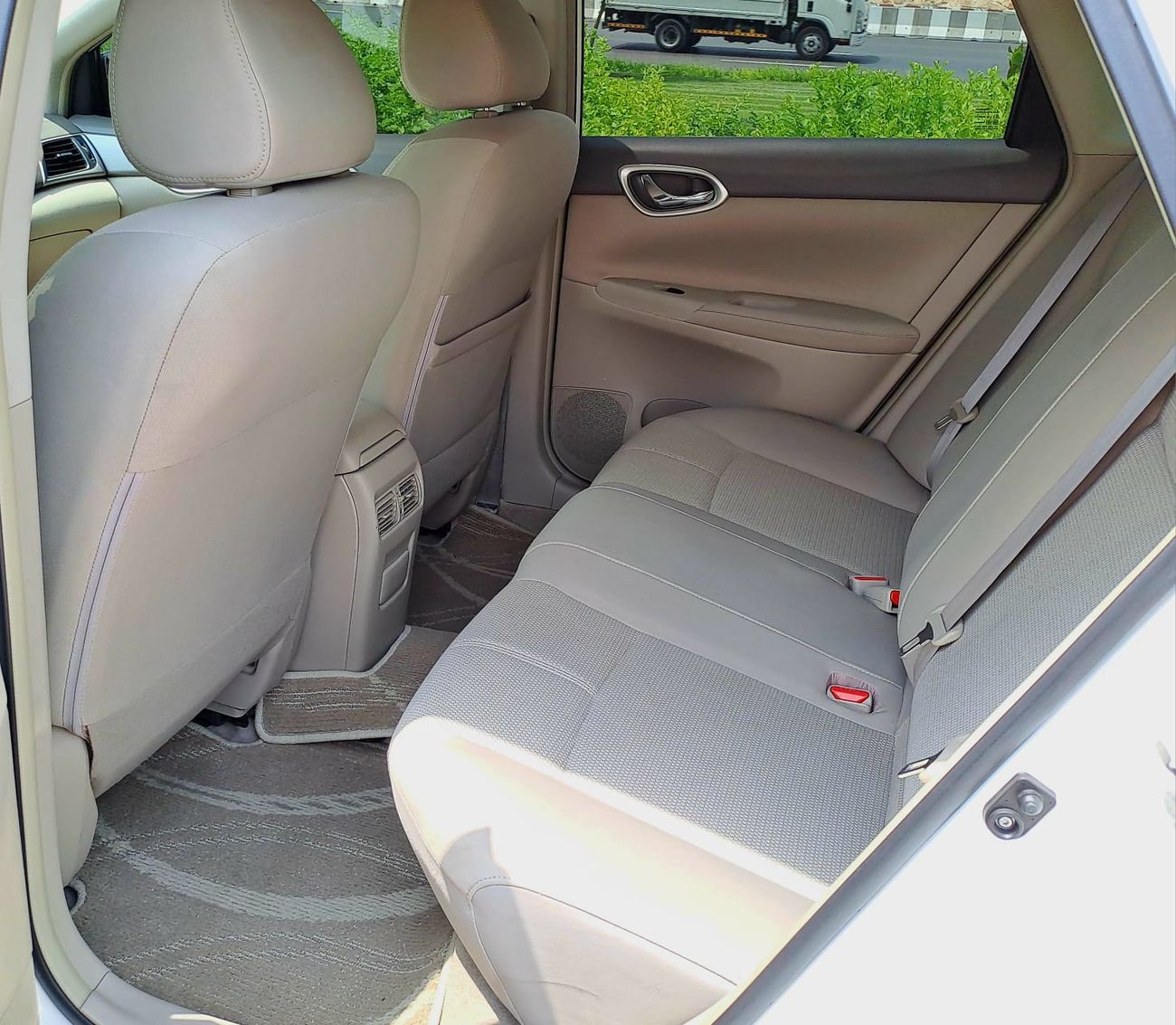 نيسان سنترا SV 1.6L (113 HP)