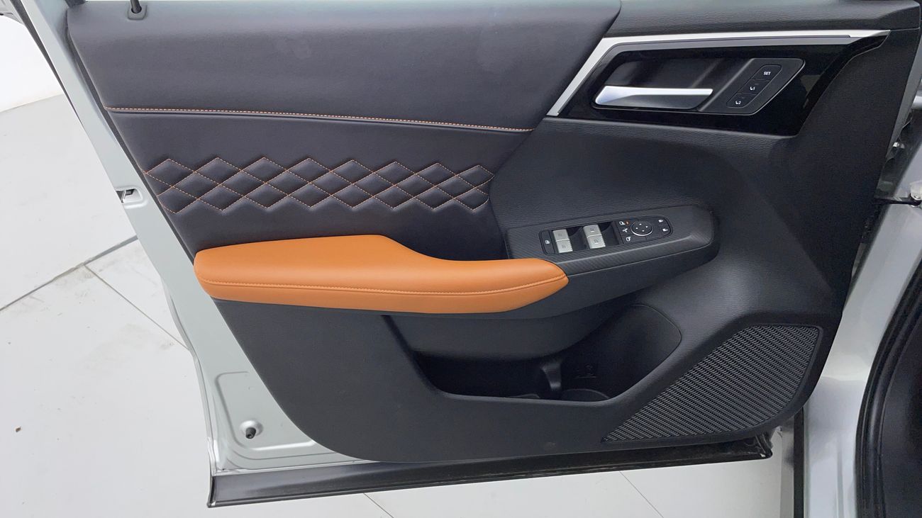 Mitsubishi Outlander PREMIUM LAUNCH EDITION 2.5 | Zero Down Payment | Free Home Test Drive