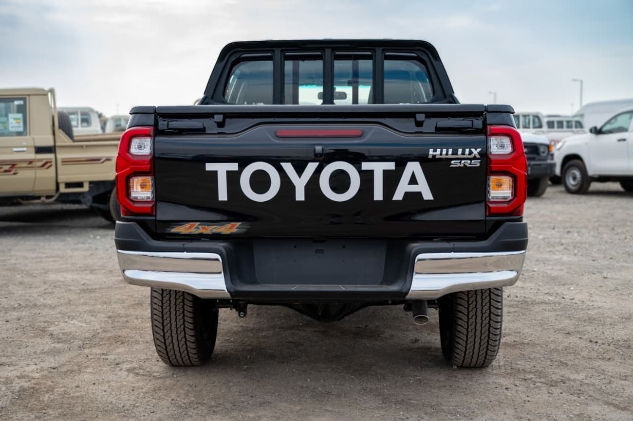 تويوتا هيلوكس SGLX 2.7L 4x4 Double Cabin, Petrol, Full Option Automatic