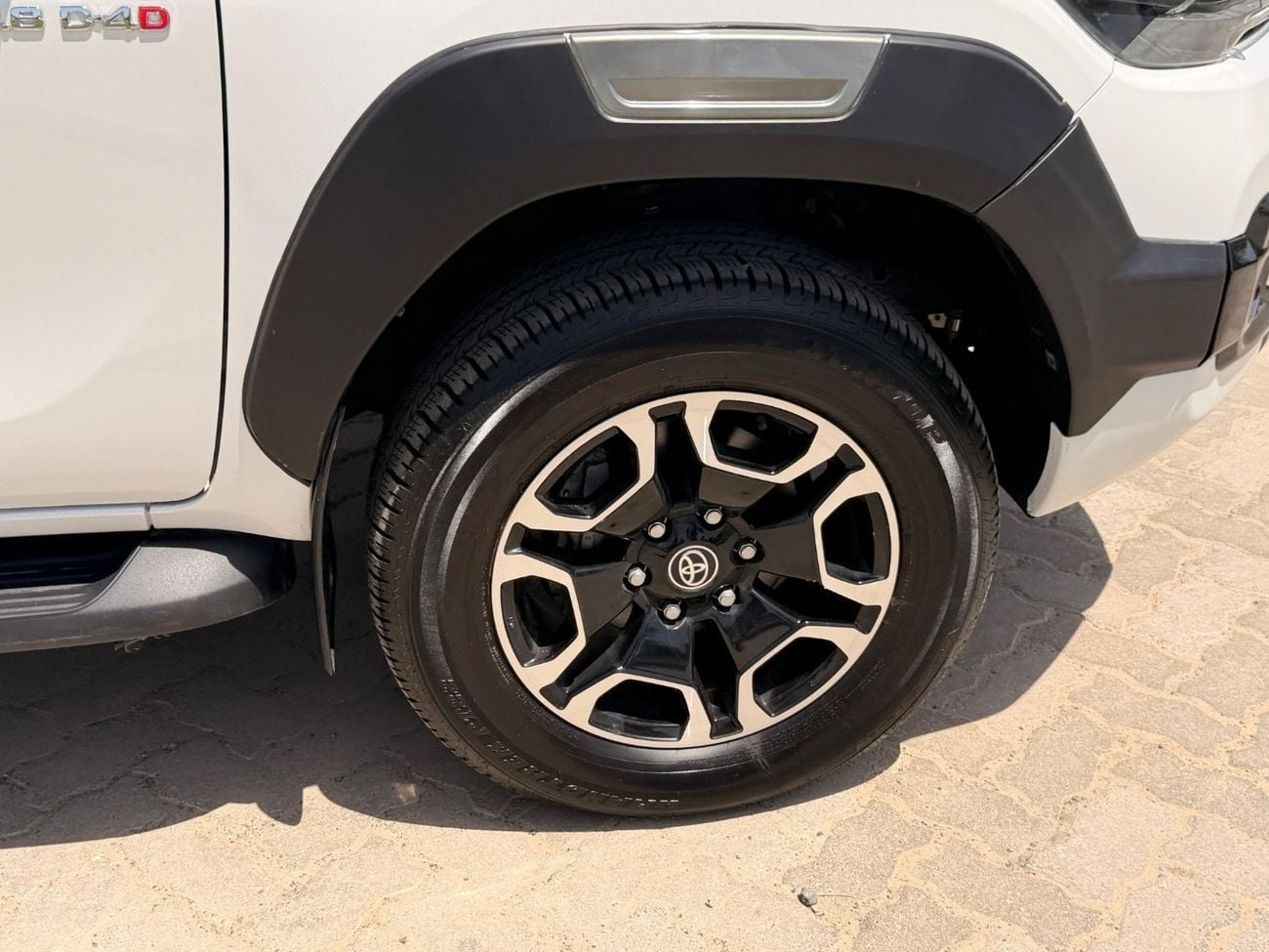 Toyota Hilux SGLX SR5 export from Australia
