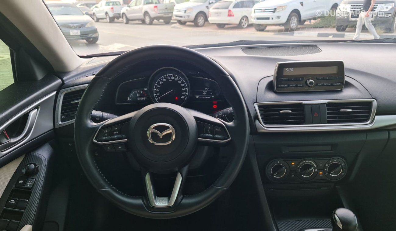 Mazda 3 S Hatchback 2018 Agency Warranty Full Service History GCC