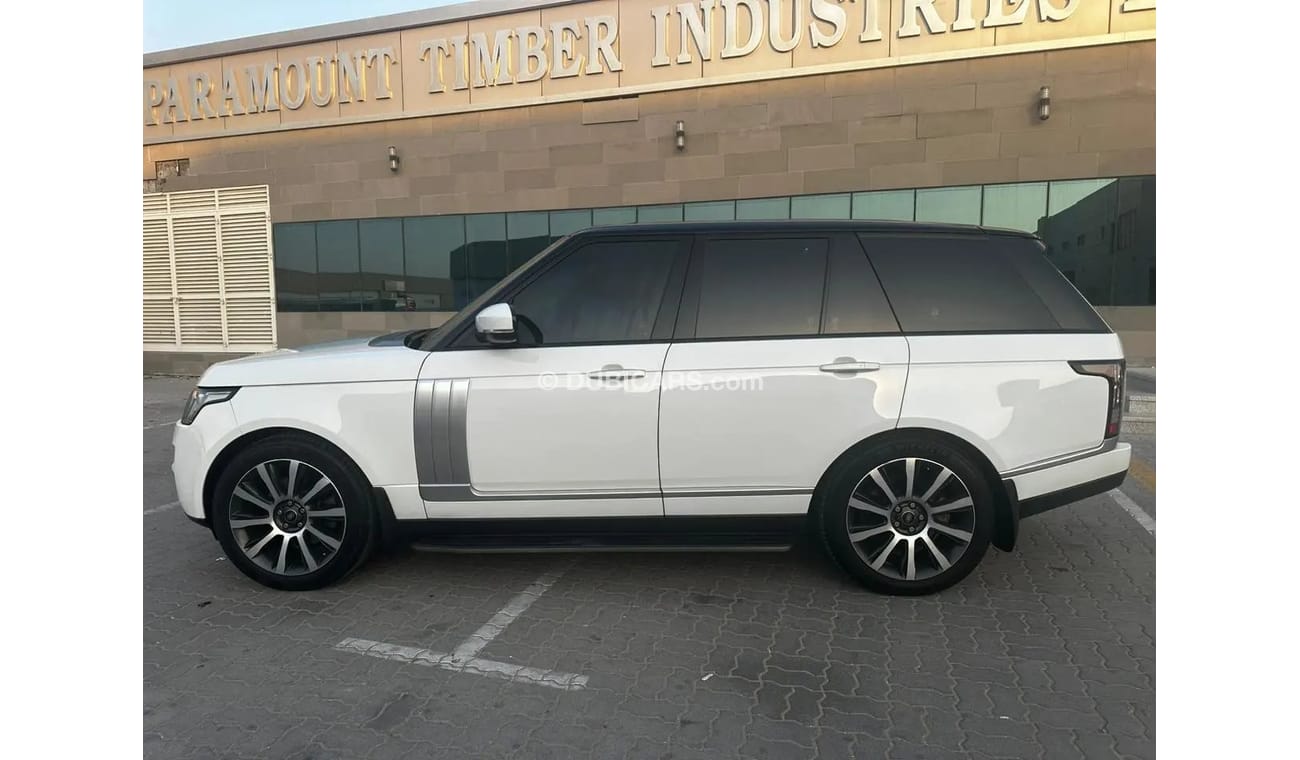 Land Rover Range Rover Range Rover VOGUE V8 2016  Price 120.000 dirhams Mileage 96.000 km  Gulf specifications,  full optio