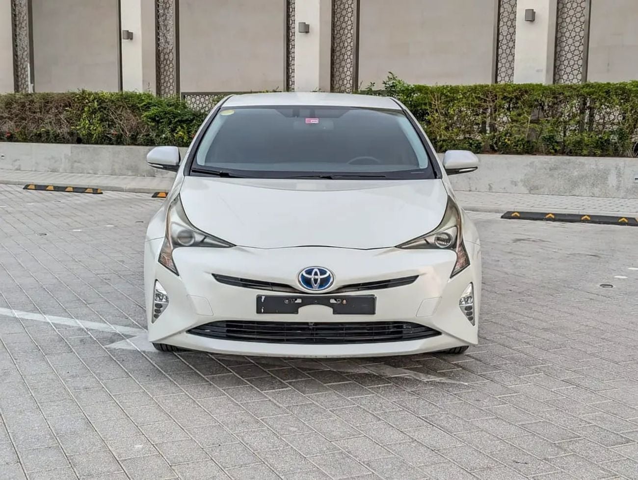 تويوتا برياس Iconic GCC Specs - Premium Condition Very Neat And Clean Full Option