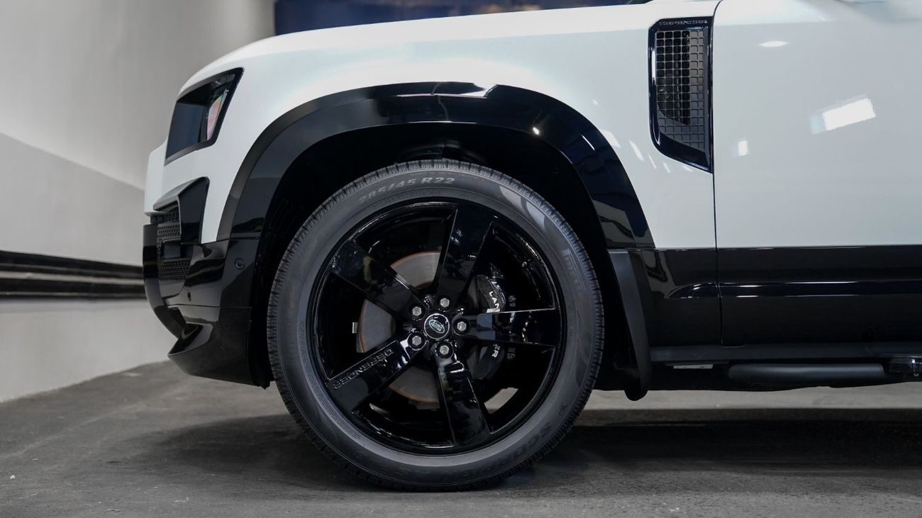 Land Rover Defender P400 90 X-Dynamic HSE 3.0L (5 Seater) UAE's Very Best Example | AED 3,877 Per Month