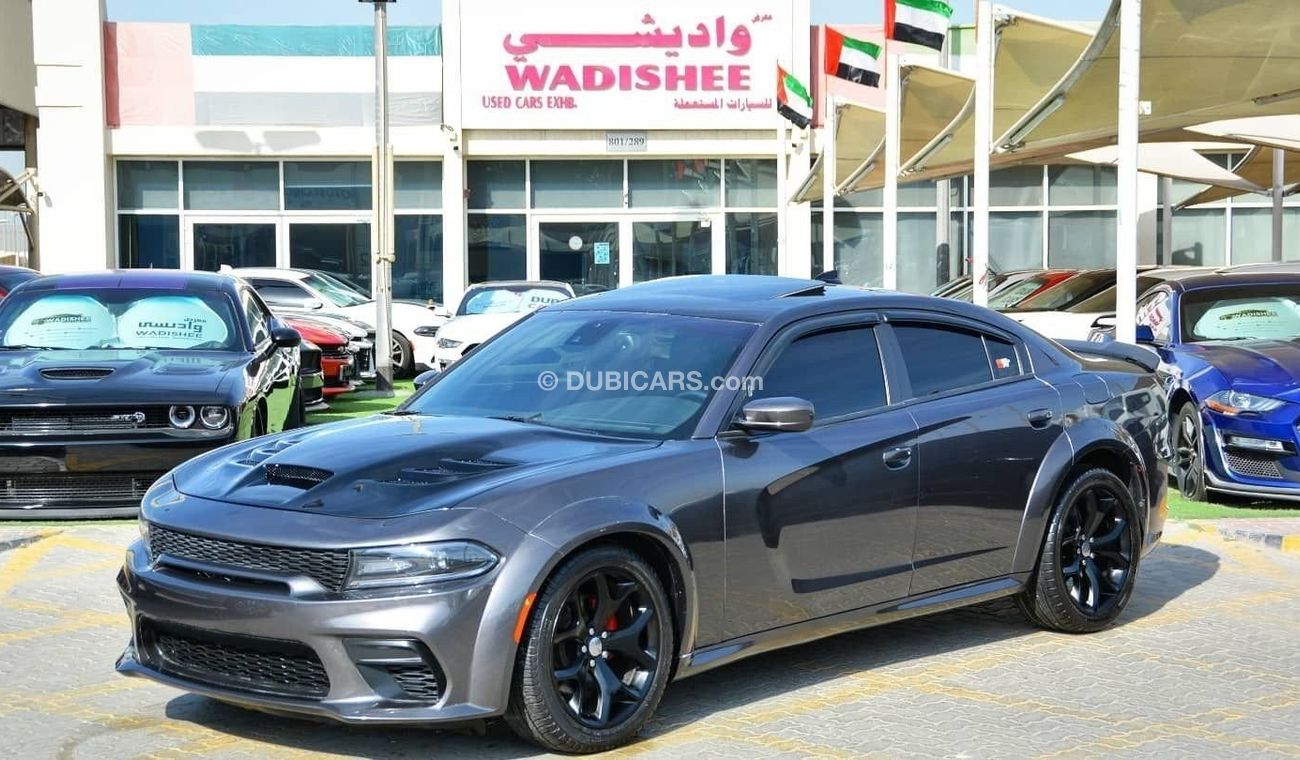 Dodge Charger R/T Road Track SOLD!!!!R/T Road Track R/T Road Track Charger R/T Hemi V8 5.7L 2016/ FullOption/ SRT 