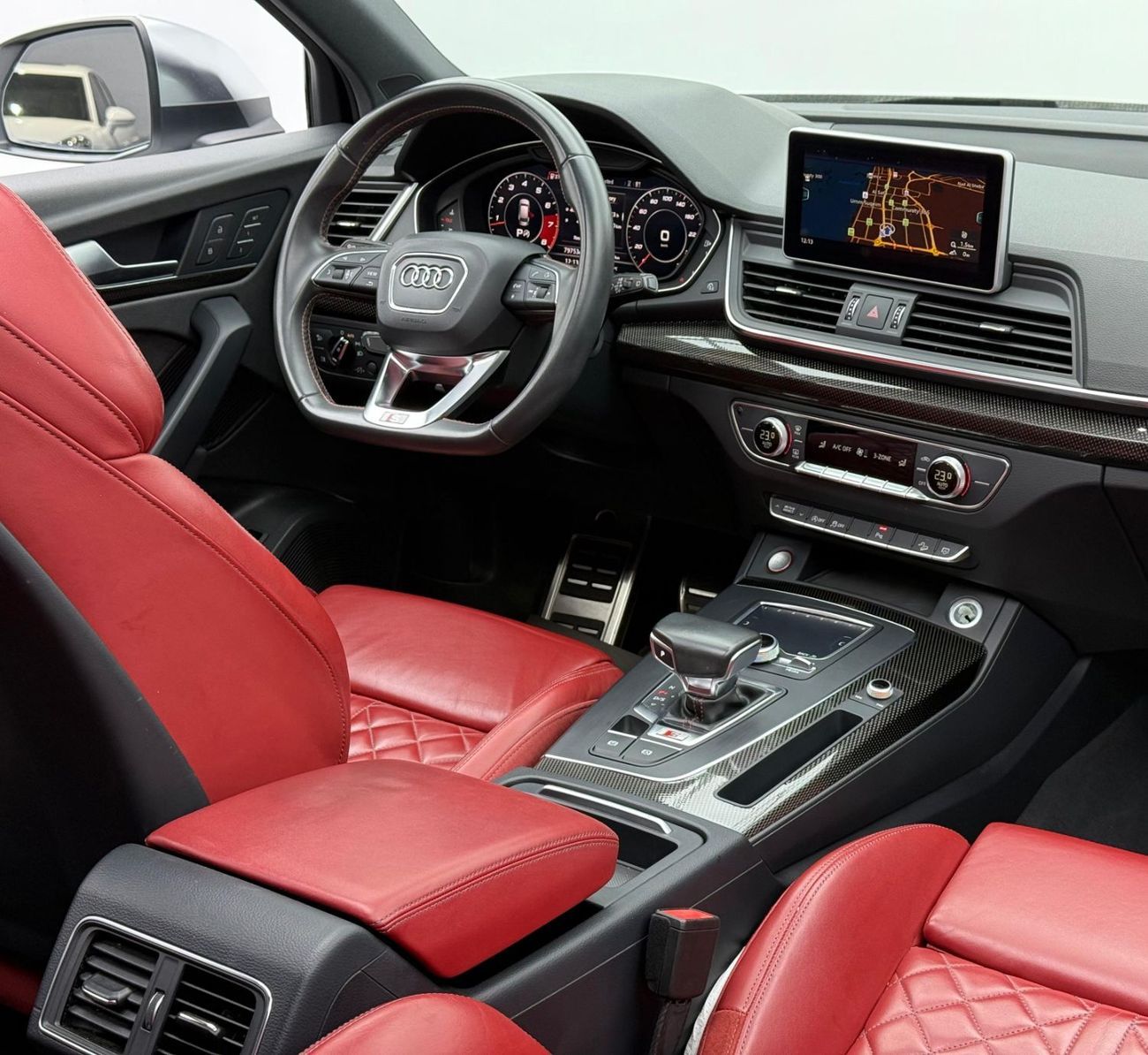 Audi SQ5 TFSI quattro 3.0L 2018 Audi SQ5 TFSI Quattro, Warranty, Full Service History, Excellent Condition, G