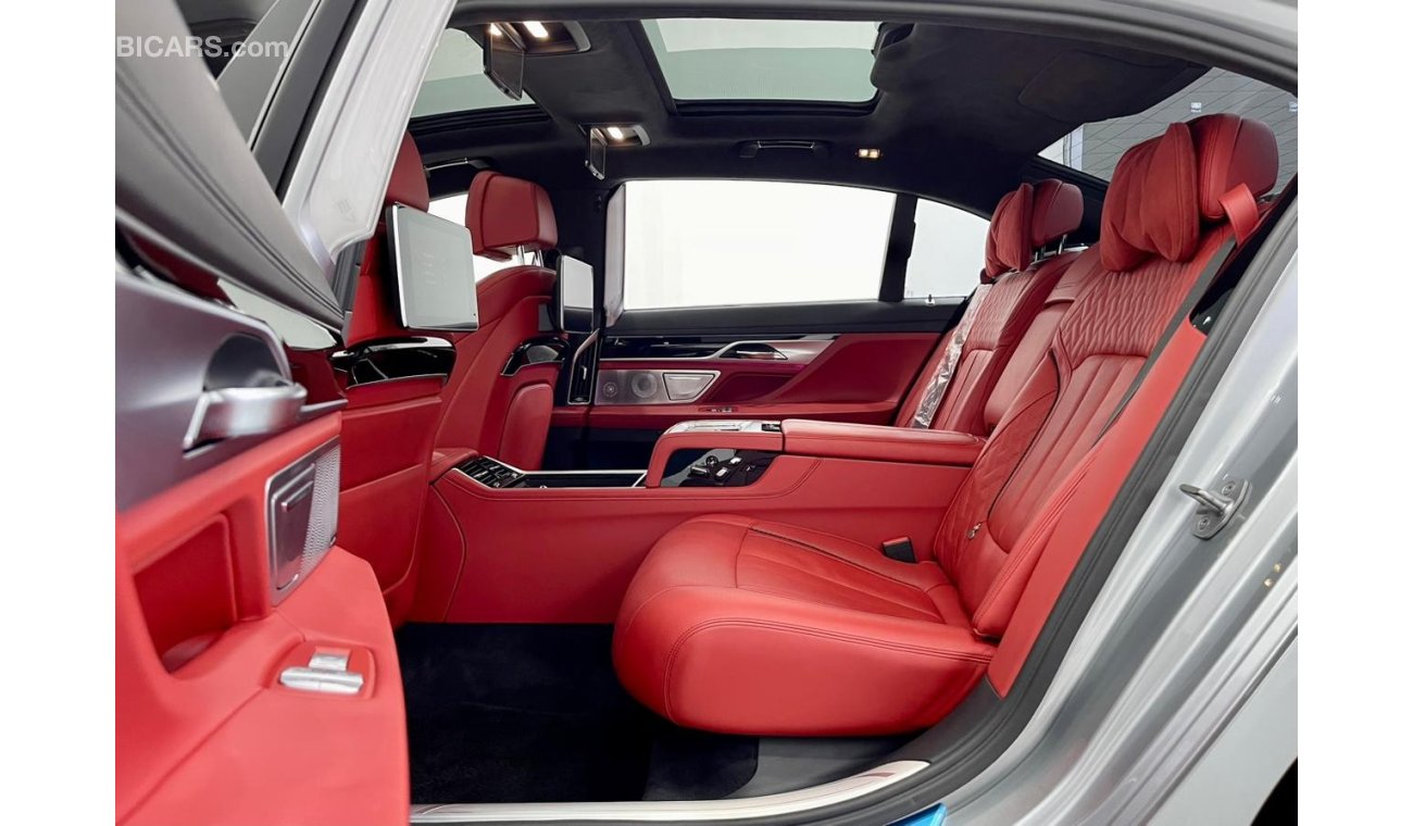 BMW B7 2017 BMW Alpina B7 Biturbo Allrad 002, ( Full Option ), BMW Warranty + Full BMW Service History, GCC