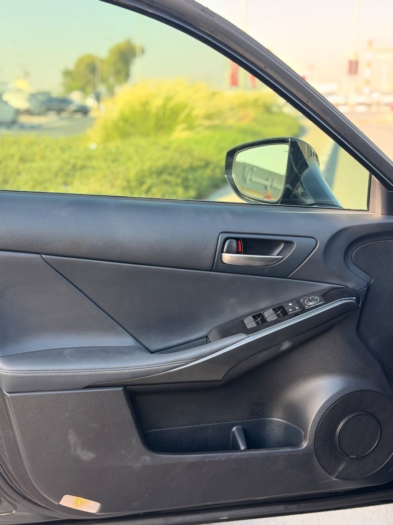 لكزس IS 300 Lexus IS 300 2024
