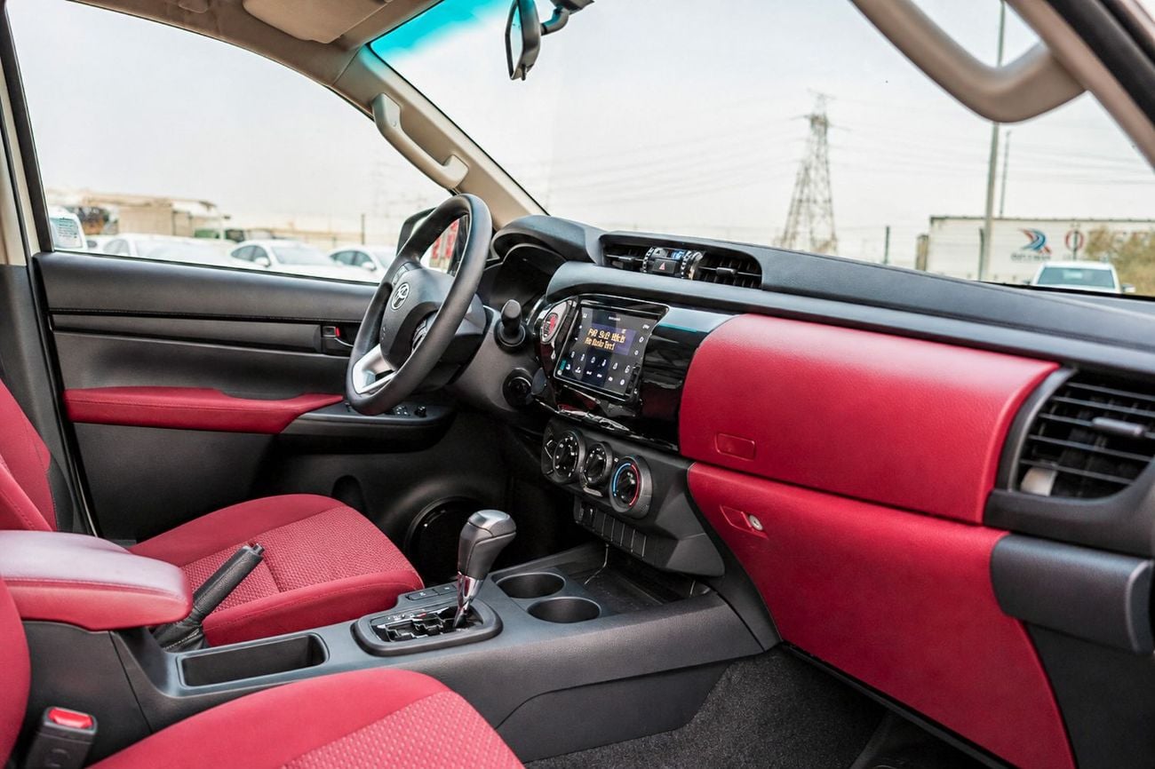 Toyota Hilux GLX 2.7L, 4-Cylinder, 16-Valve Petrol