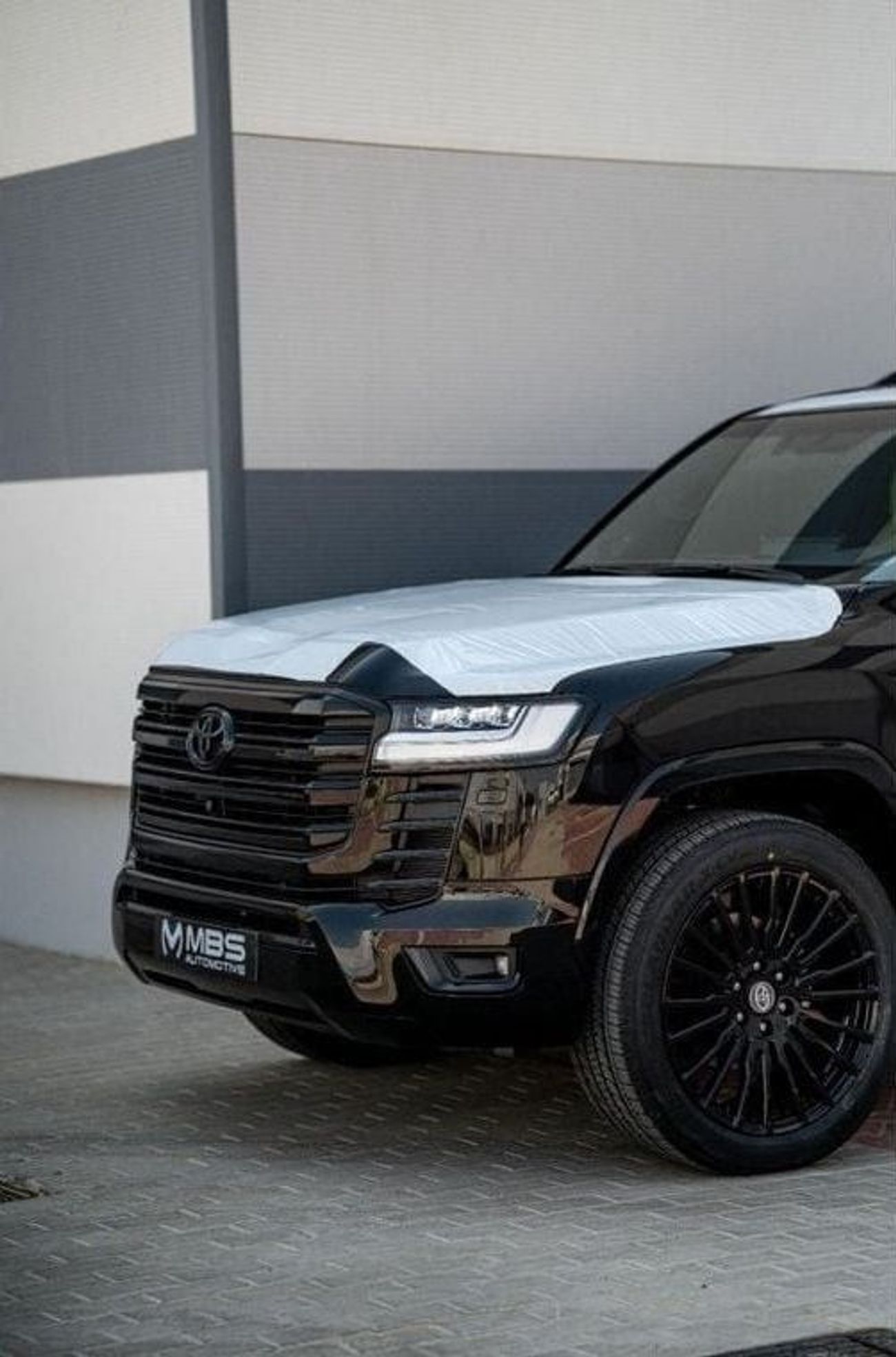 Toyota Land Cruiser VIP MBS Autobiography 4 Seater Black Edition