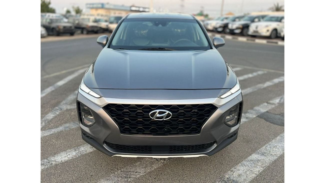 هيونداي سانتا في 2019 HYUNDAI SANTAFE SE -2.4L - V4 -  REAR CAMERA -  PW - LEATHER SEATS - 53000 mileage- VERY CLEAN