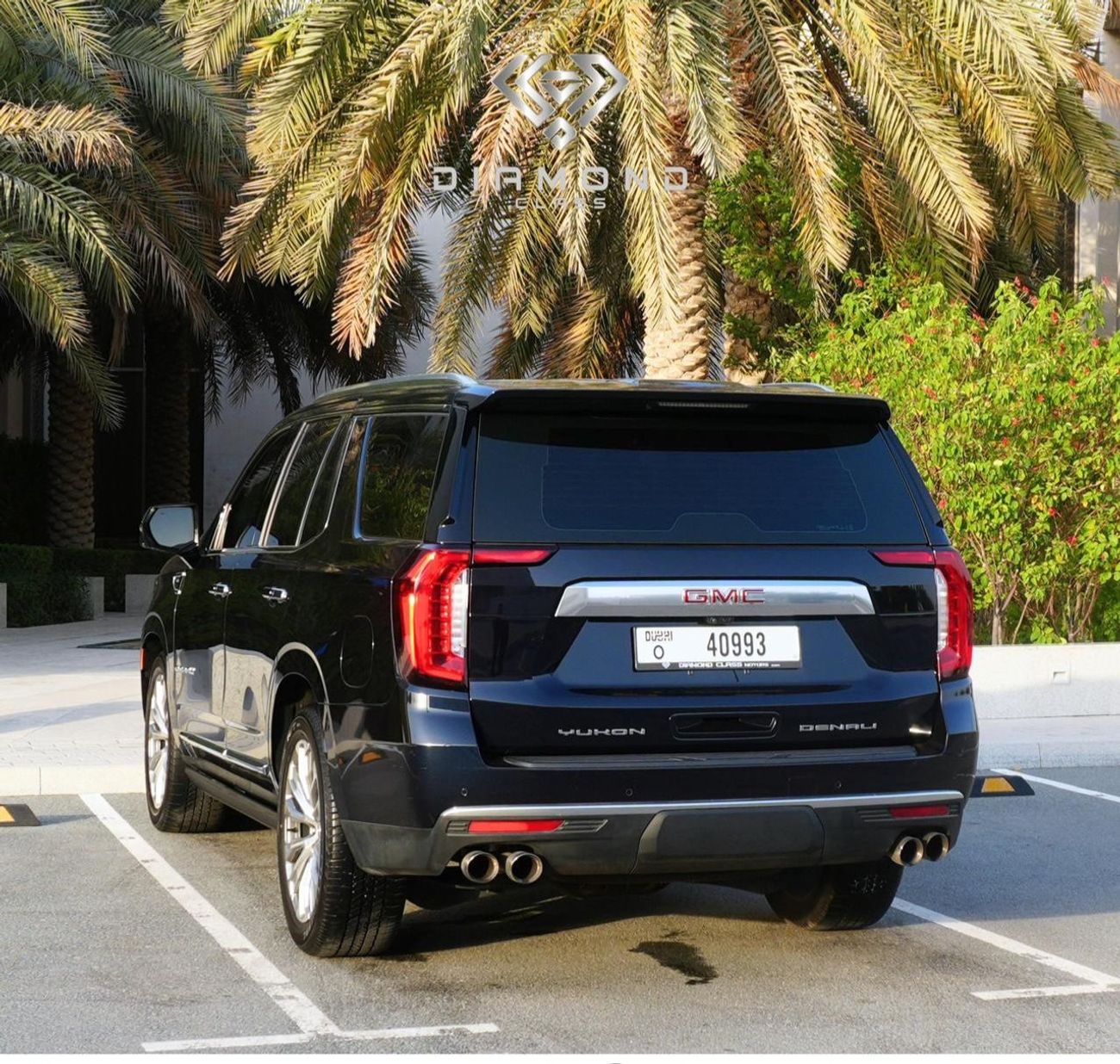 GMC Yukon Denali 6.2L (8 Seater)
