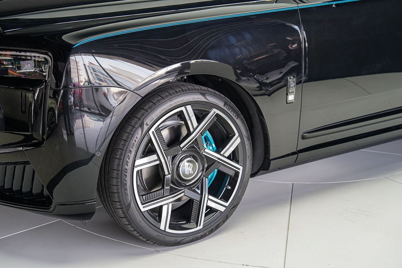 Rolls-Royce Cullinan BLACK BADGE DUALITY TWILL