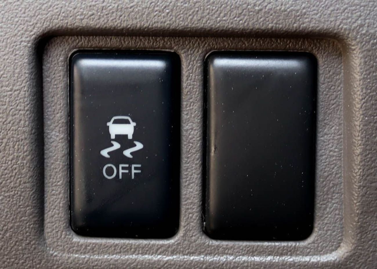 نيسان صني نيسان صني 1.5 لتر موديل 2022 خليجي، دهان أصلي، بحالة ممتازة، خالية من الحوادث، قسط شهري 461