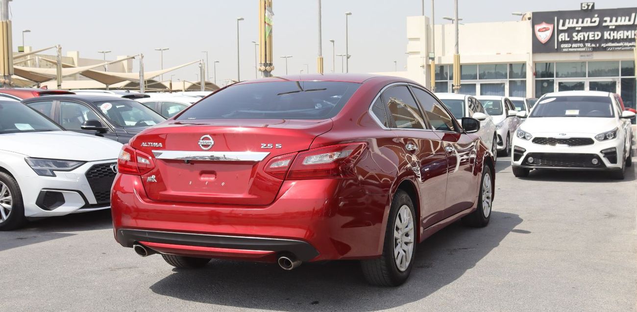 Nissan Altima SL 2.5L NISSAN ALTIMA 2018- GCC-In excellent condition - Engine 2.5L -KM 123000- PRICE 29000 AED