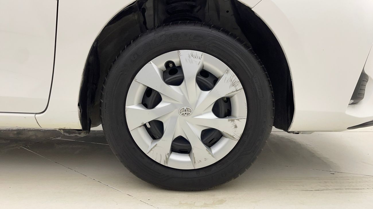 تويوتا يارس SE 1.5 | بدون دفعة مقدمة | اختبار القيادة في المنزل