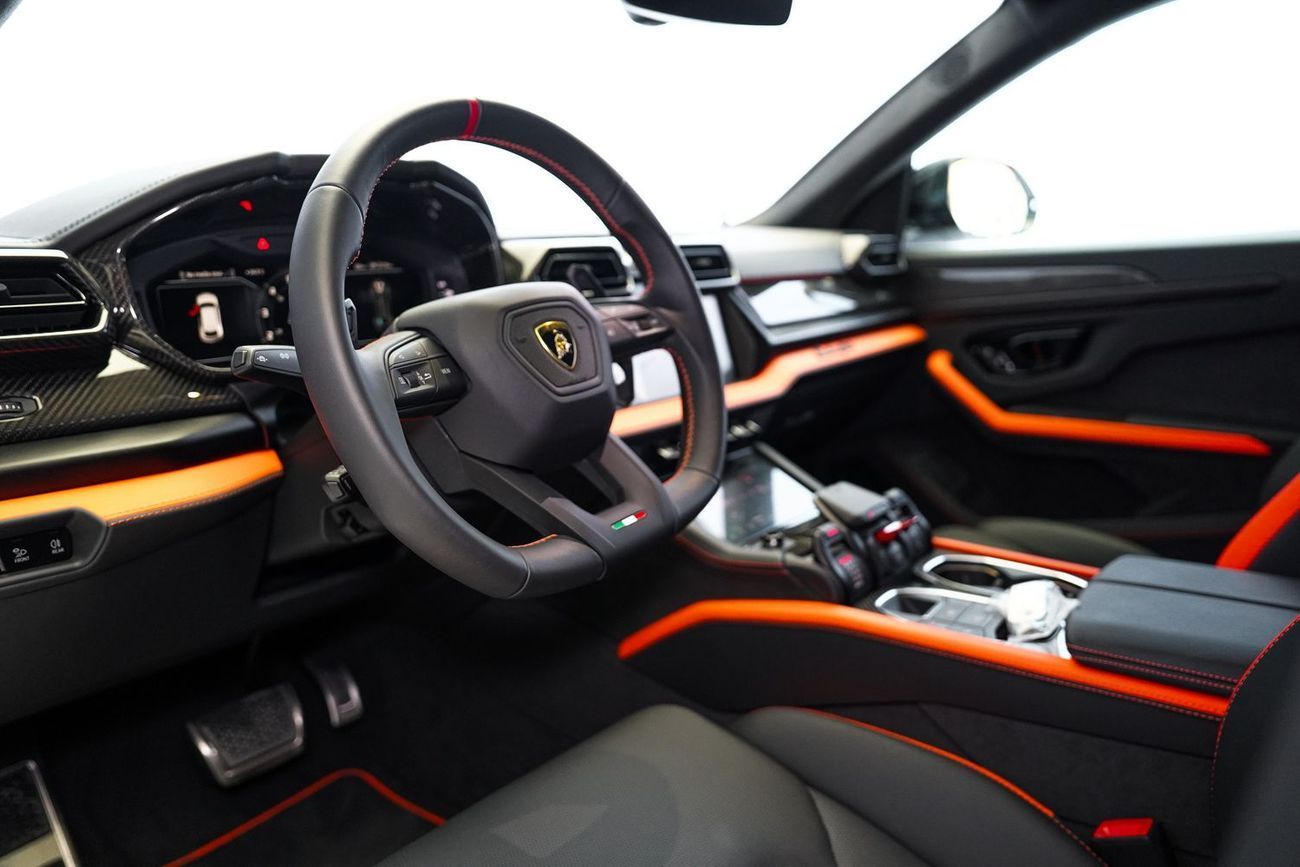 لامبورغيني اوروس STD 4.0T V8