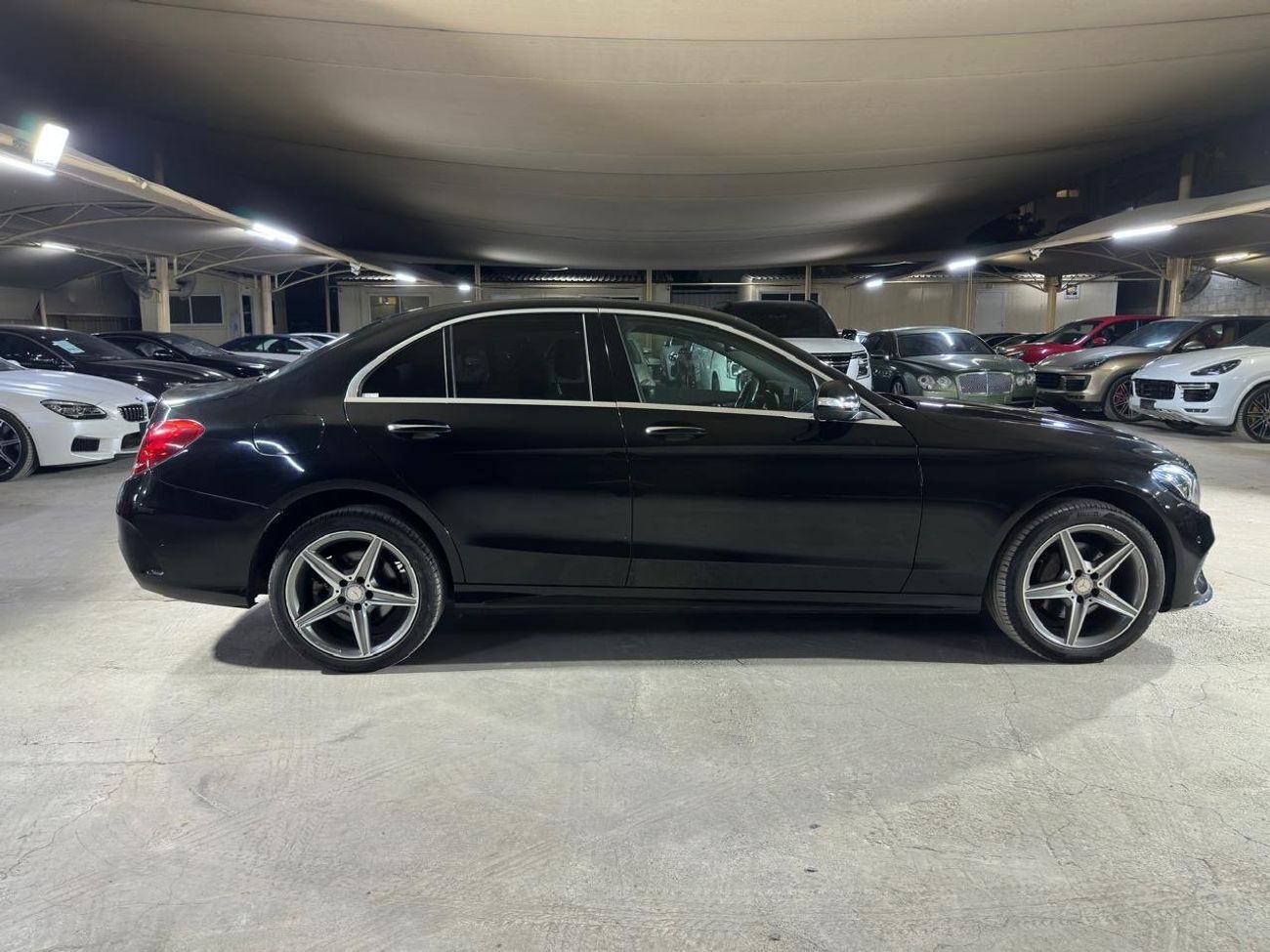 مرسيدس بنز C 200 MERCEDES C-CLASS C200 2015 | FULL SERVICE HISTORY | TWO KEYS | 2024 PIRELLI TYRES