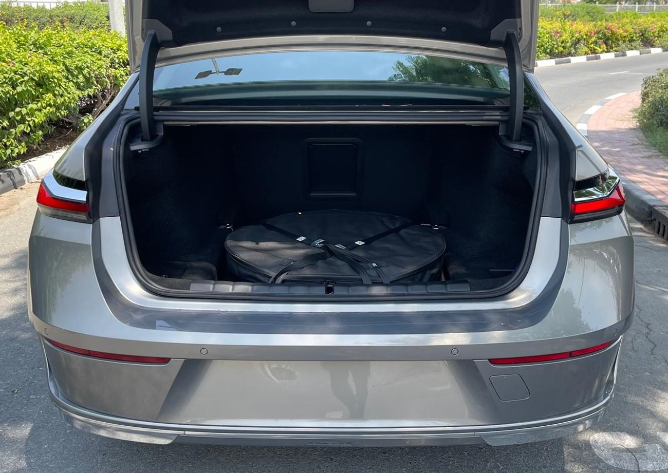 BMW 735i Under Warranty & Service 2026 GCC