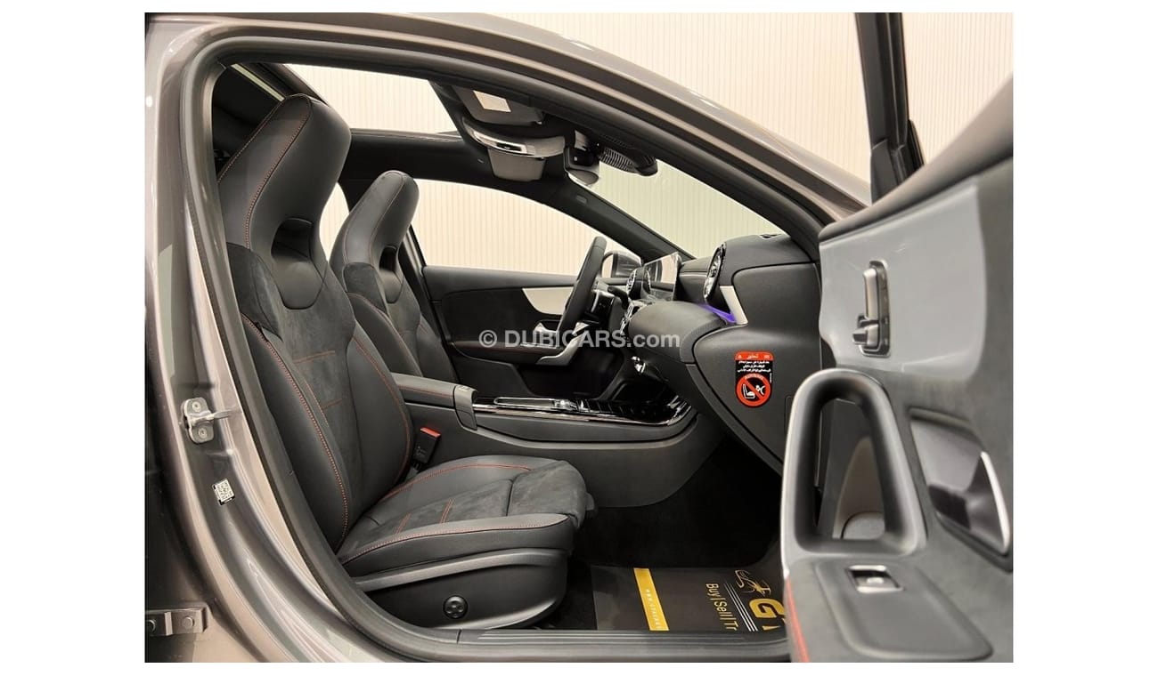 مرسيدس بنز A 200 *Brand New* 2024 Mercedes Benz A200 AMG Hatchback, 5 Years Mercedes Warranty, GCC