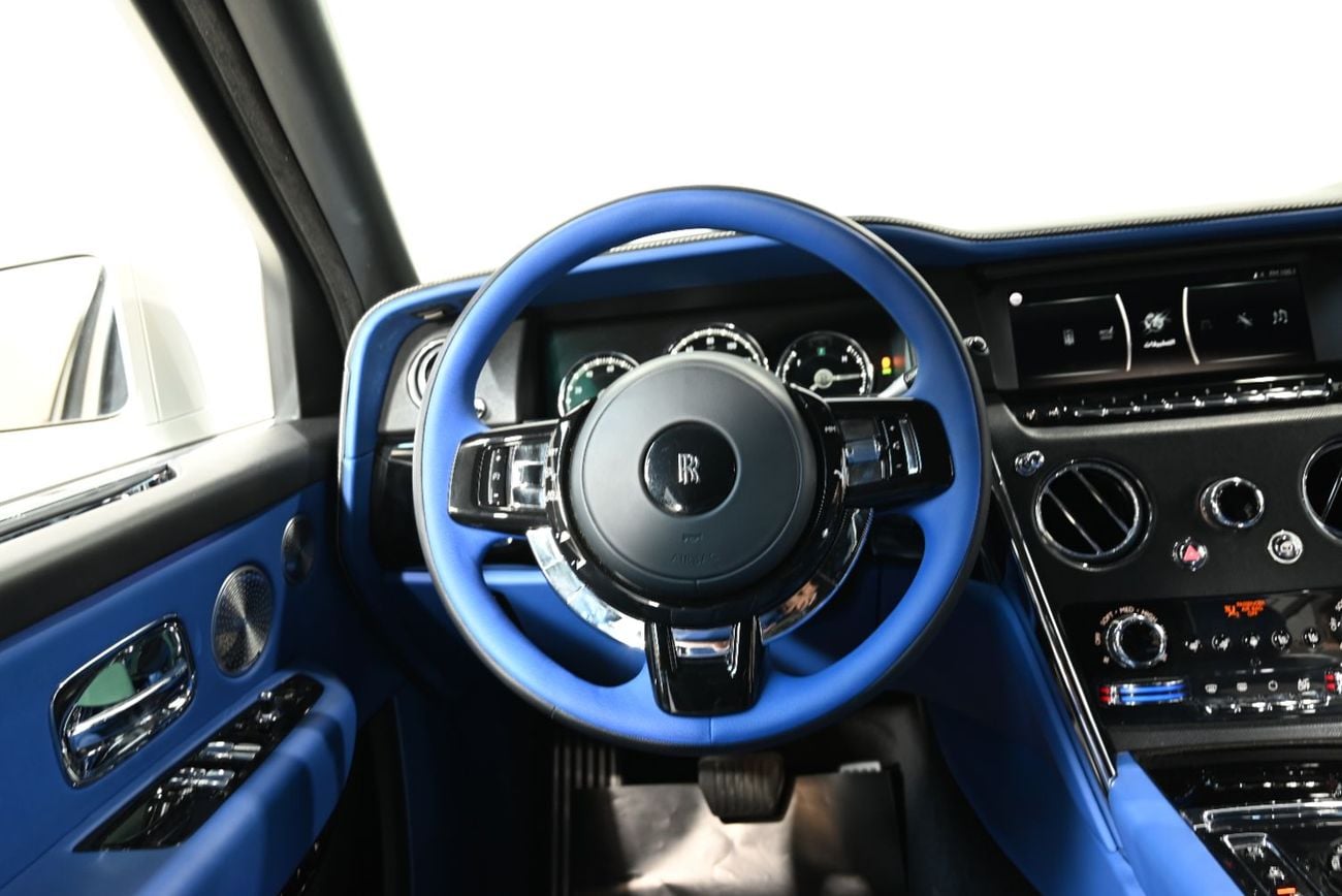 Rolls Royce Cullinan 2022 Rolls Royce Cullinan 2026 Facelift, 1 Year Warranty, Service History, Clean Title