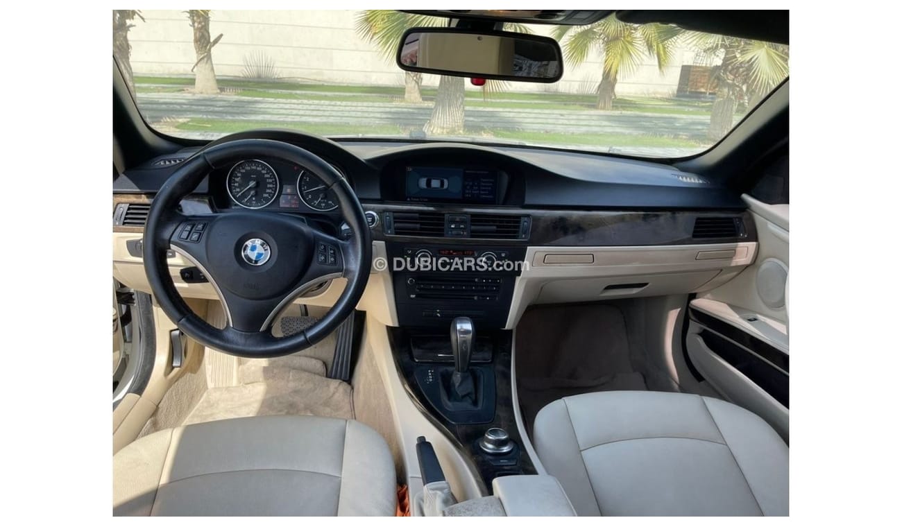 BMW 330i BMW 330i || GCC || Hard Top Convertible || Very Well Maintained