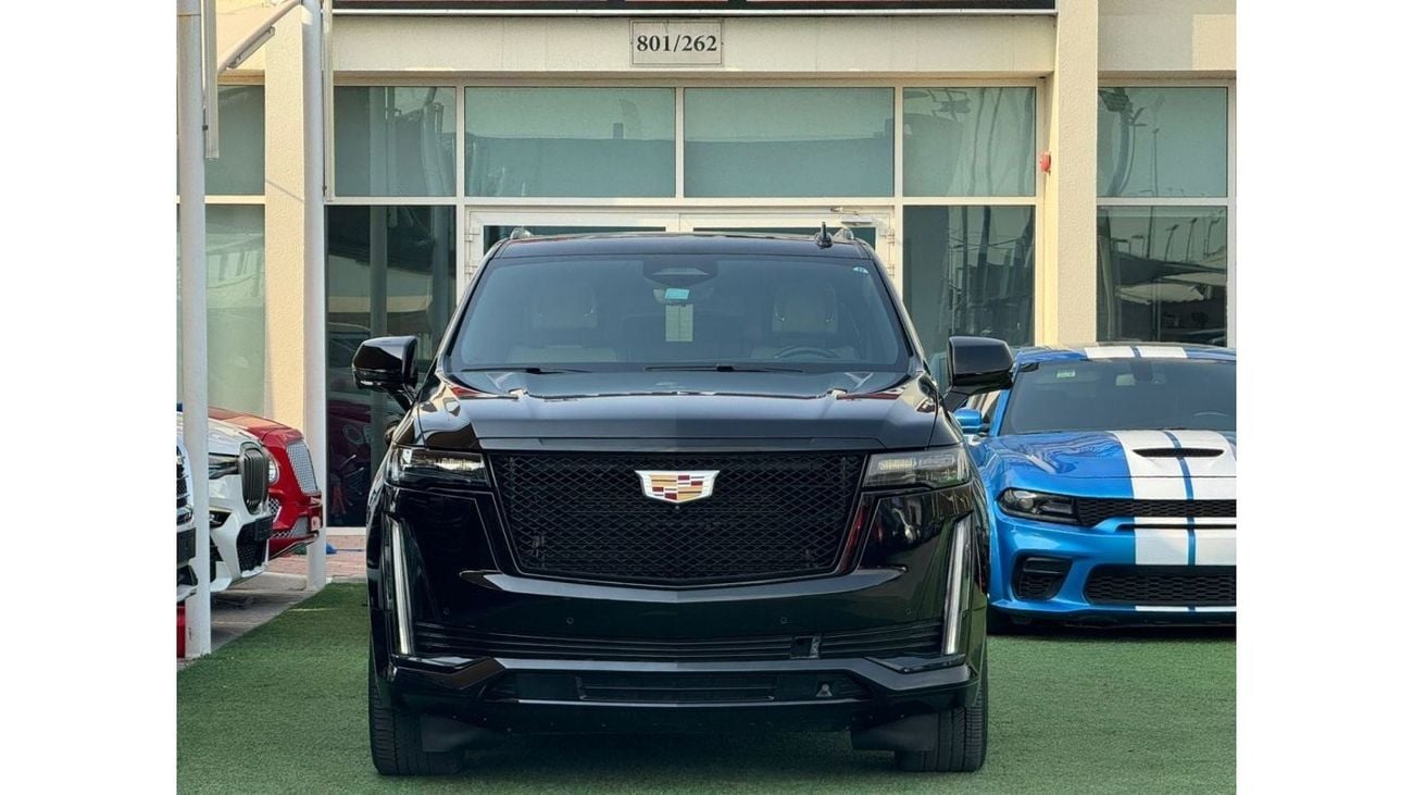 Cadillac Escalade Sport Platinum CADILLAC ESCALADE PLATINUM 600 GCC FULL OPTION PERFECT CONDITION UNDER WARRANTY FULL