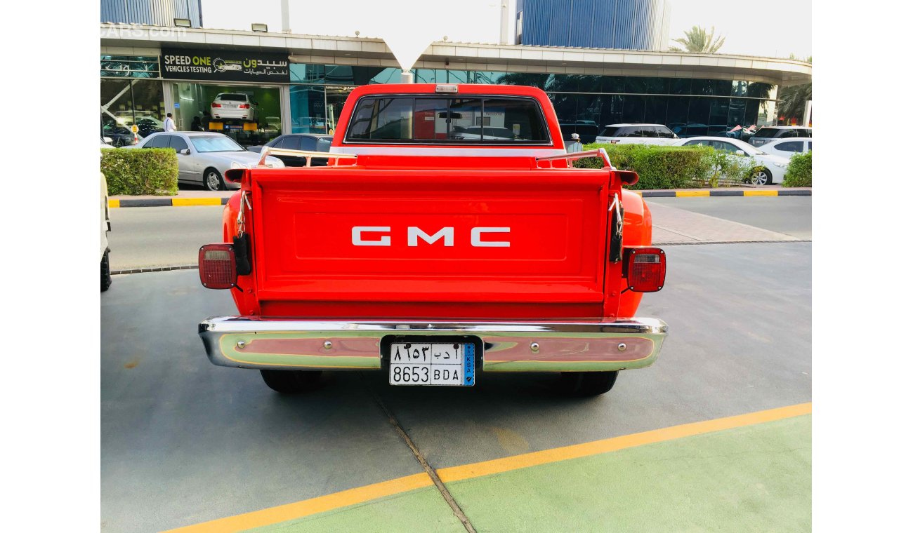 GMC Sierra