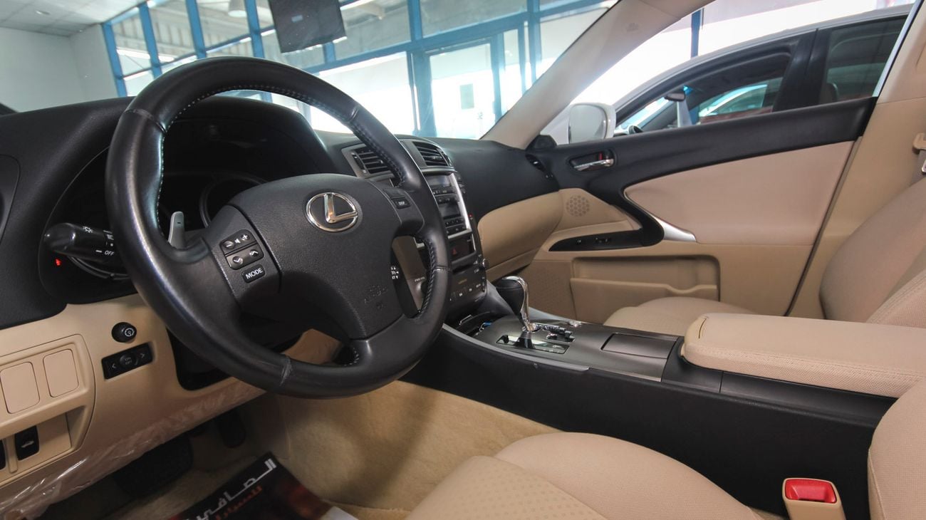 Lexus IS300