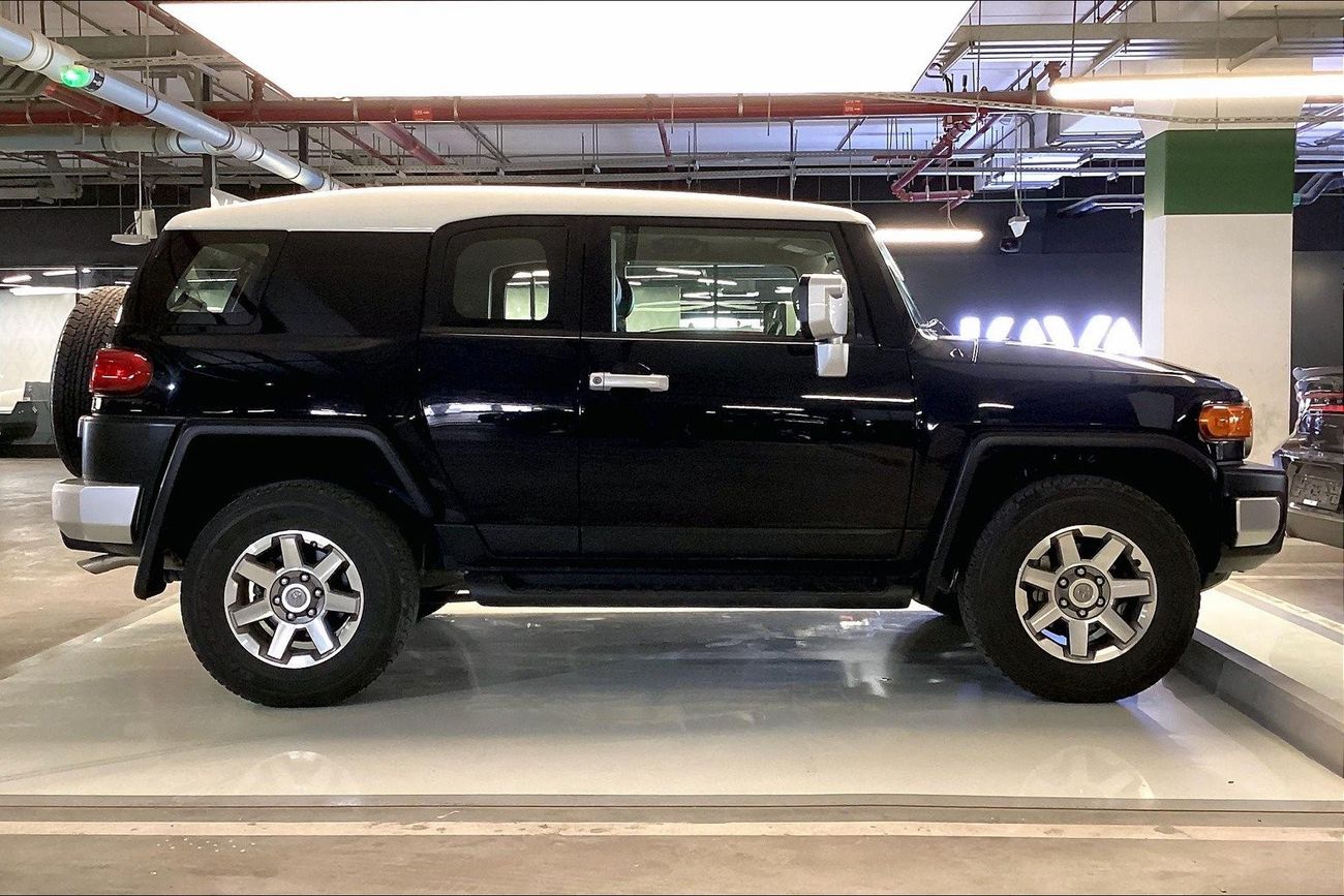 Toyota FJ Cruiser GXR | Guaranteed Warranty | 0 Down Payment
