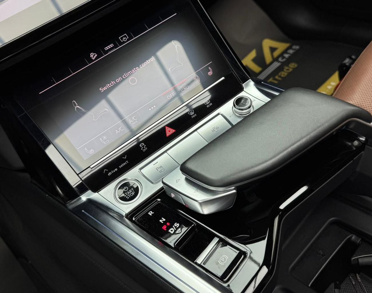 أودي اي ترون 2021 Audi E-Tron 55 Quattro S-Line, 2029 Audi Warranty, Audi Service History, GCC
