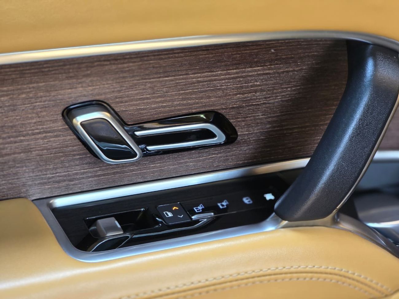 لاند روفر رينج روفر SE P400 3.0L