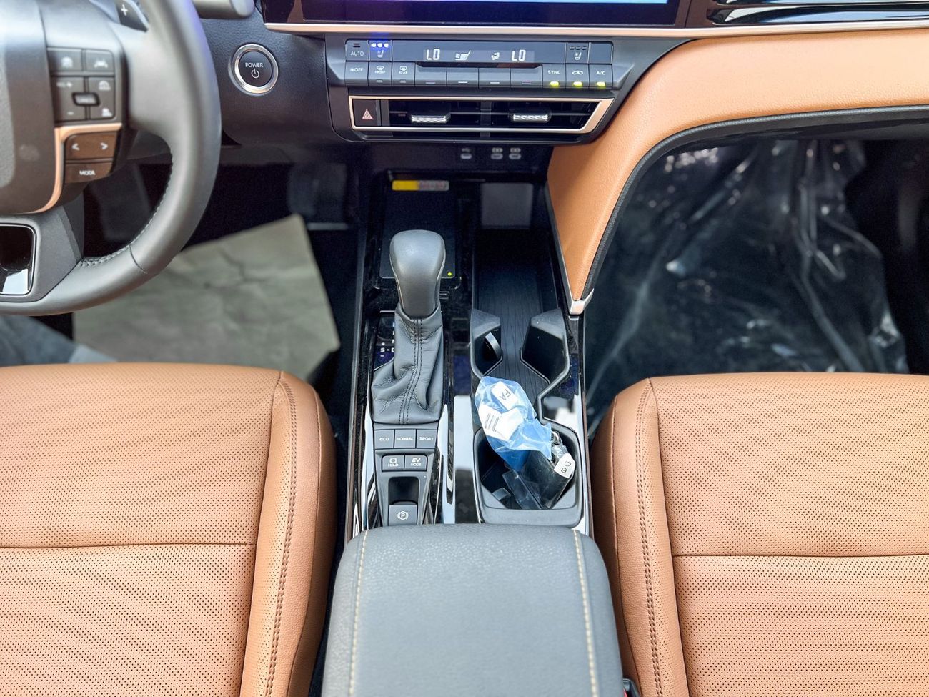 Toyota Camry EXPORT ONLY - Toyota Camry GLE HEV 2.5L