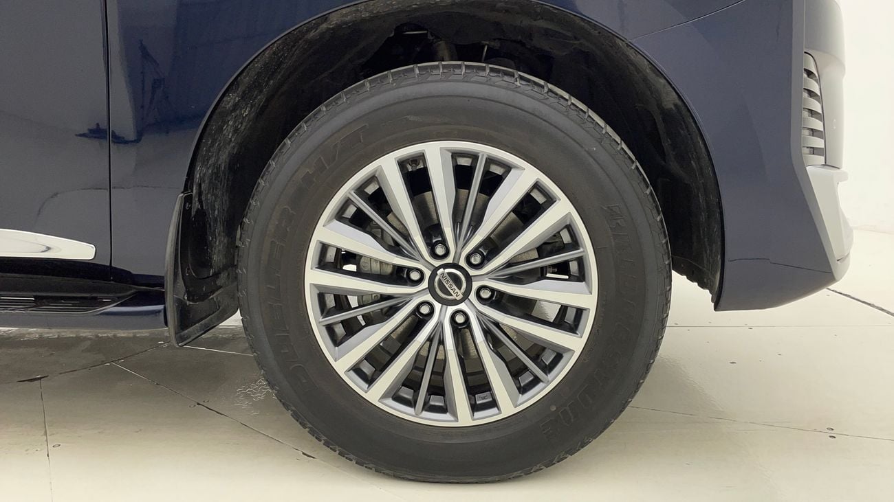 نيسان باترول LE PLATINUM 5.6 | بدون دفعة مقدمة | اختبار القيادة في المنزل