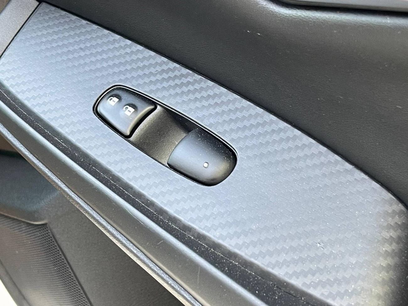 Nissan Sentra 2.0L V4 / FULL OPTION / LOW MILEAGE / RADAR / ROAD ASSIST / BLIND SPOT / RIMS