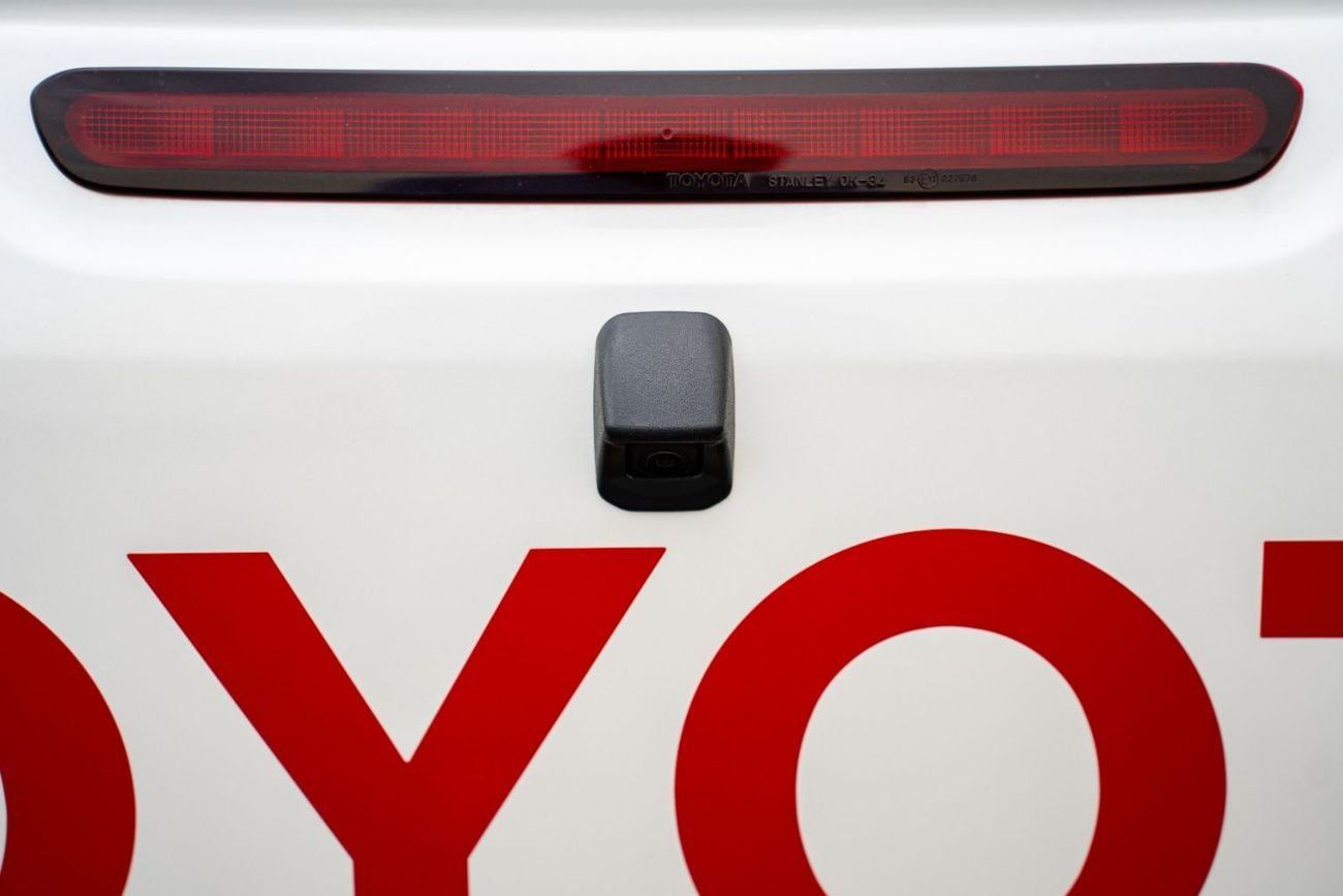 تويوتا هيلوكس Toyota Hilux 2.7L   2026  Automatic