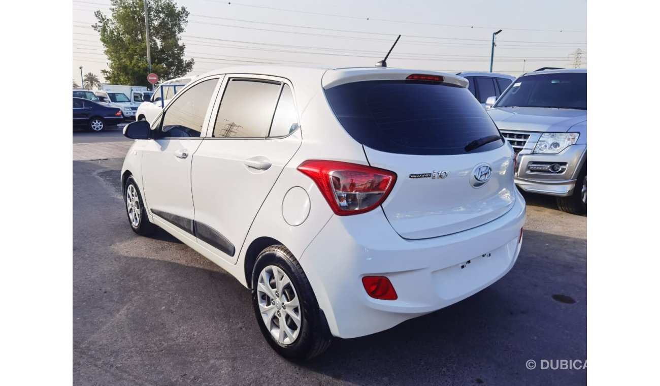 هيونداي i10 GRAND I 10 WHITE