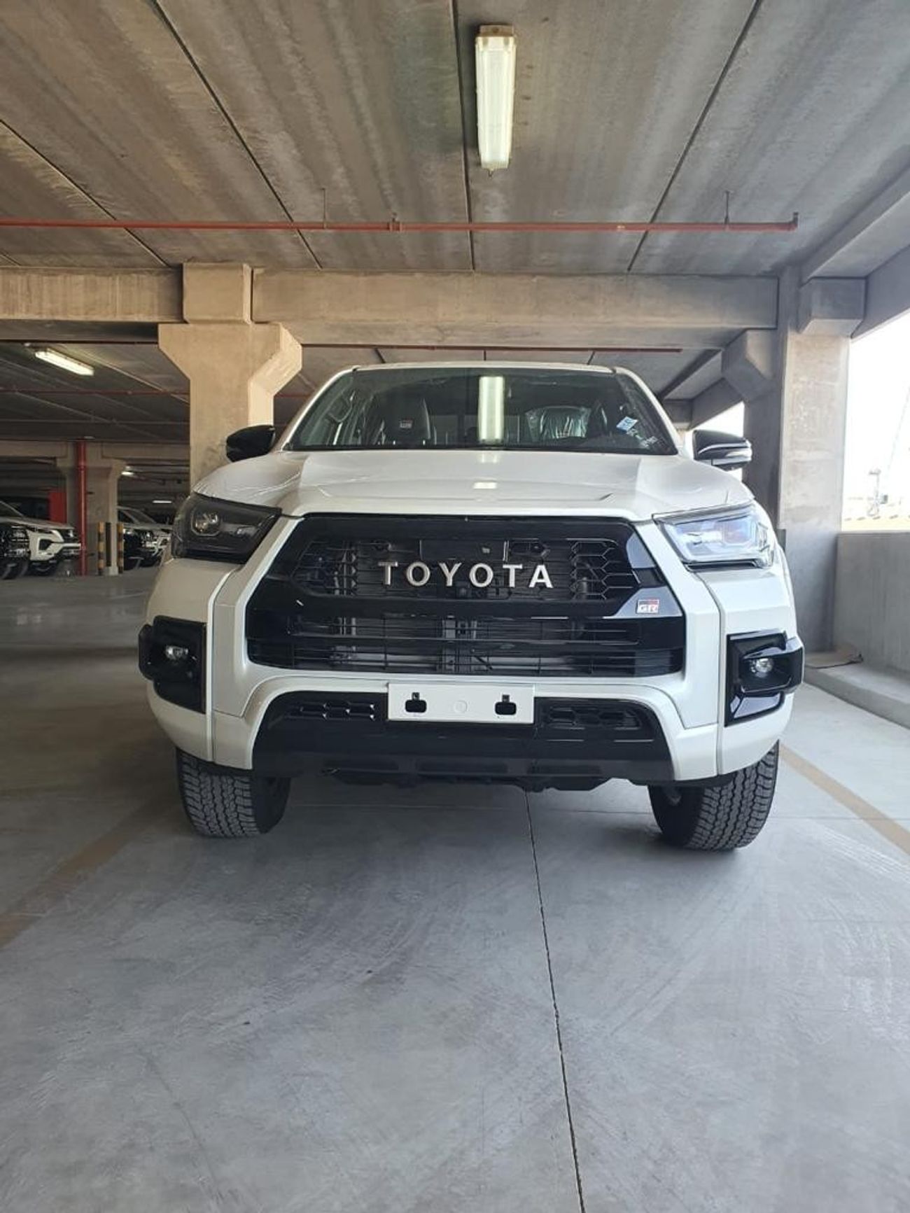 Toyota Hilux 2023 Toyota Hilux GR Sport 4.0L V6