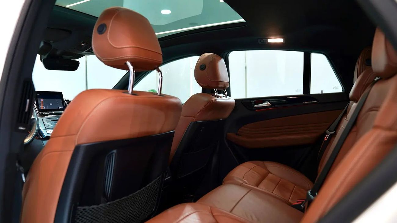 Mercedes-Benz GLE 43 AMG LUXURY MERCEDES GLE 43 || TOP RANGE || GCC || SCREENS || LIKE || FREE ACCIDENTS