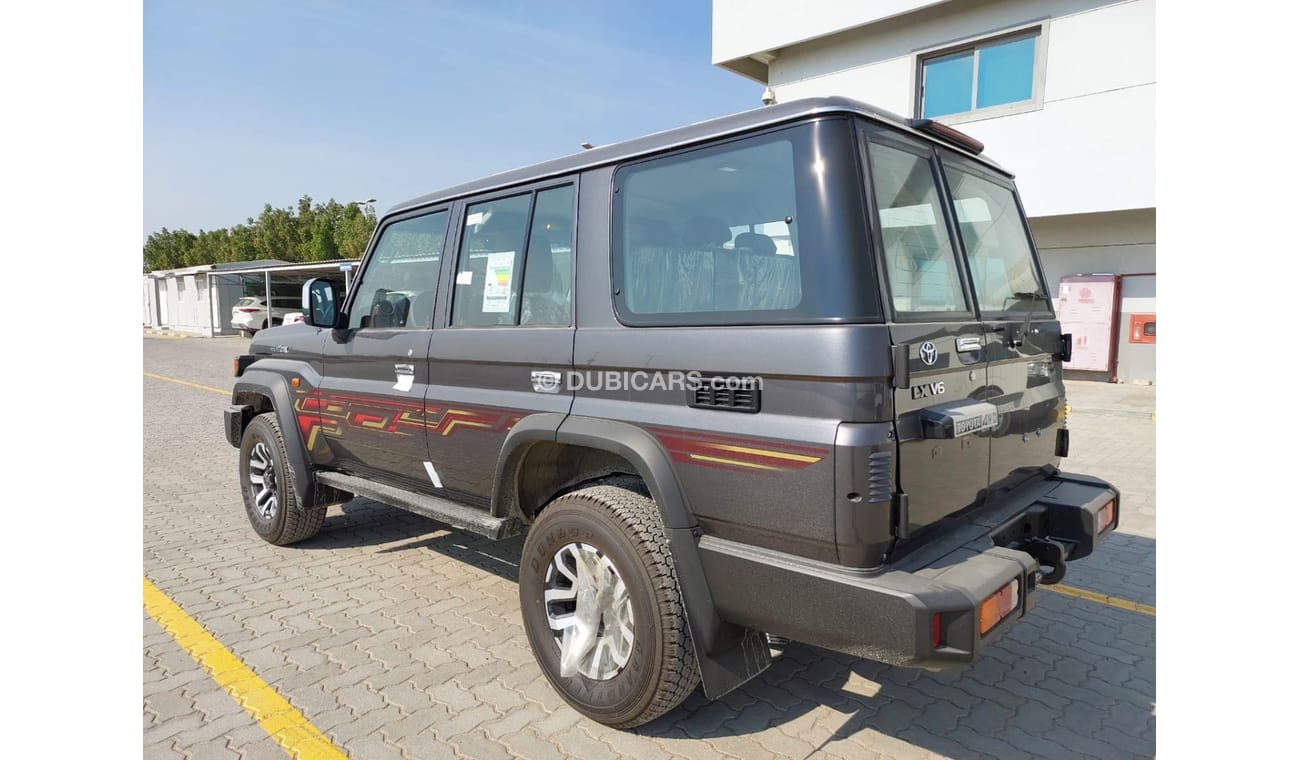 تويوتا لاند كروزر 76 4.0L PETROL 2024YM New Shape