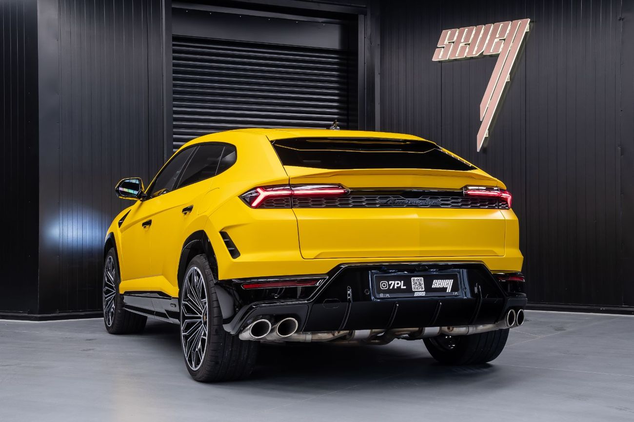 Lamborghini Urus Urus SE + B & W + Panorama + Massage seats + Ambient