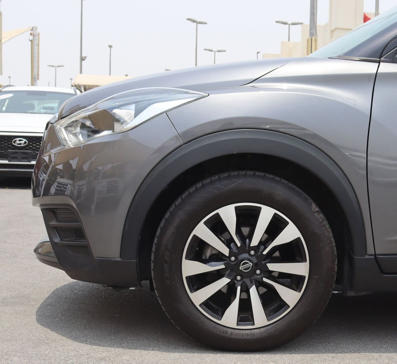 Nissan Kicks SV 1.6L Nissan Kicks 2020 GCC edition without accidents, mileage 119,000 KM, 1.6L engine, price 36,0