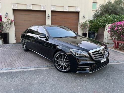 مرسيدس بنز S 560