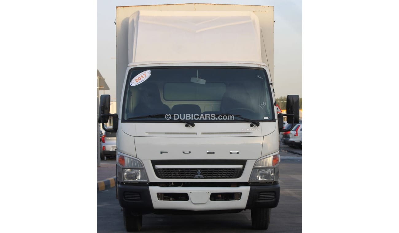 Mitsubishi Fuso Canter Mitsubishi Fuso 2017, GCC, in excellent condition, without accidents, very clean from inside and out