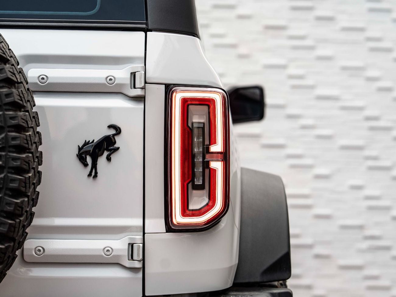 فورد برونكو Wildtrak 2.7L (4 Seater)