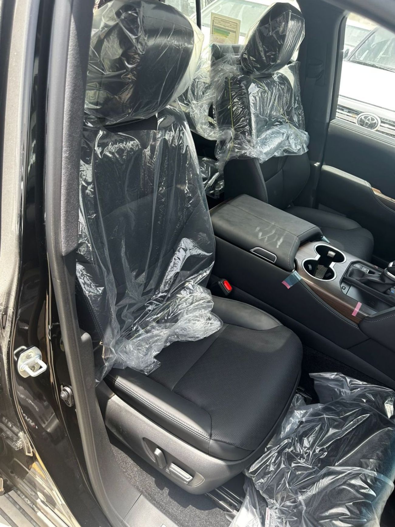 Toyota Land Cruiser TOYOTA LAND CRUISER 3.5L PETROL VXR TWIN TURBO FULL OPTION MY2025