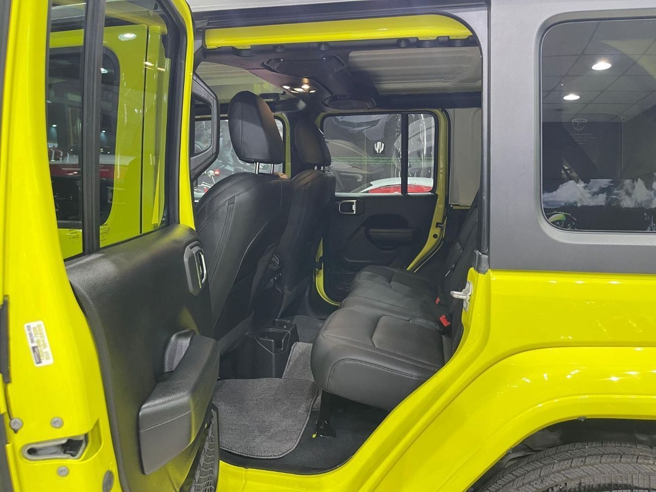 Jeep Wrangler Unlimited SPORT 3.6L A/T