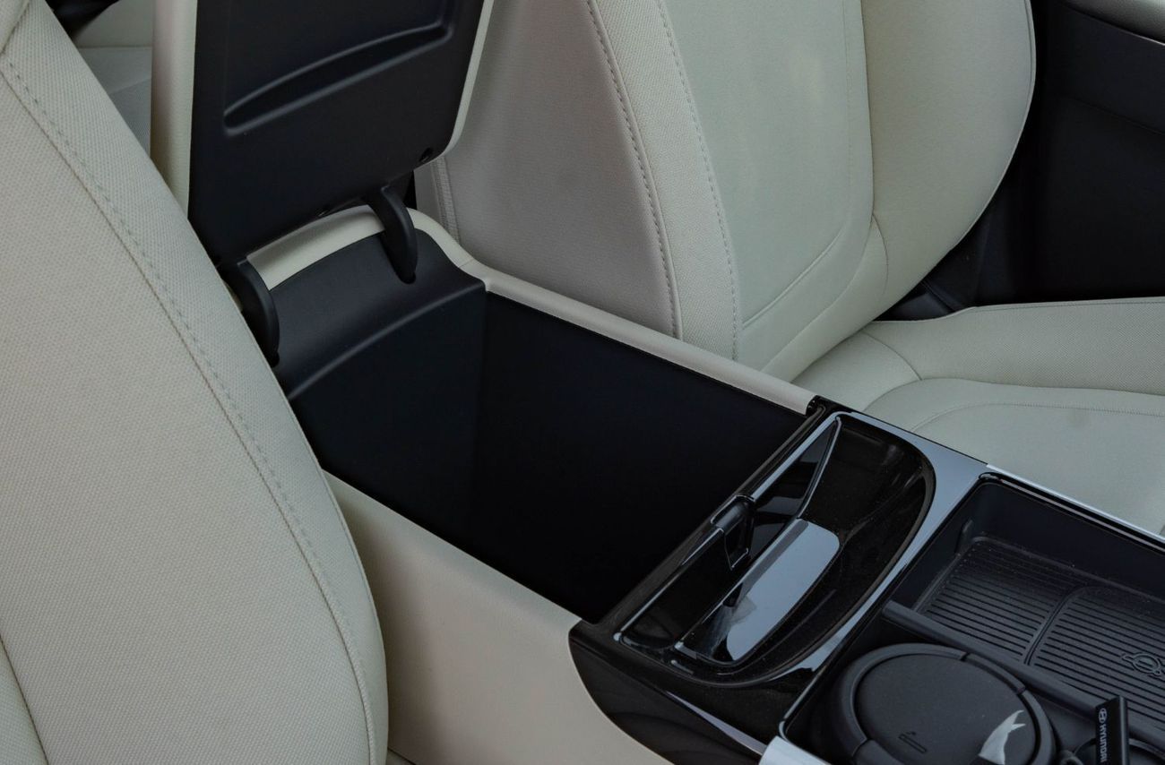 Hyundai Tucson 2026 Hyundai Tucson 1.6L AT Petrol (White)