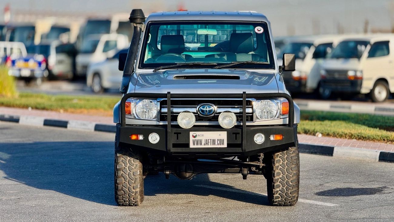 Toyota Land Cruiser Pick Up SINGLE CABIN | 4 X 4 | PREMIUM BULL BAR | RHD | 2010 | 4.5L DIESEL | RHD | AIR SNORKEL