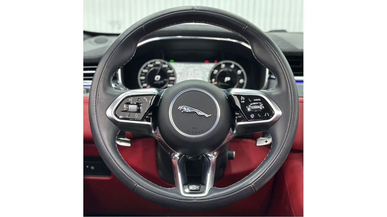 Jaguar F Pace 2022 Jaguar F-Pace SVR , NOV 2027 Jaguar Warranty & Service Contract, Full Service History, GCC